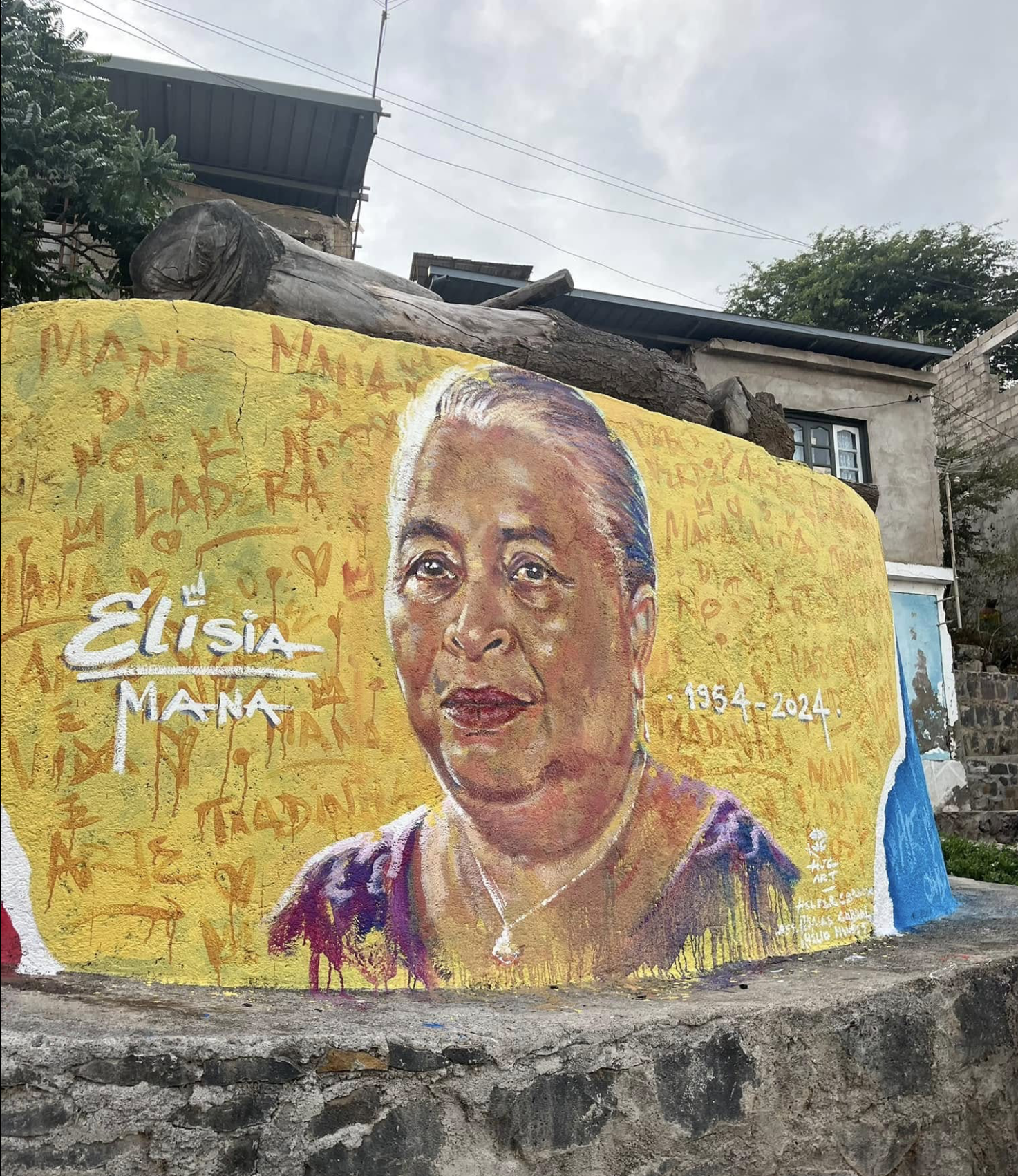 Dona Elisia - Txadinha, Praia